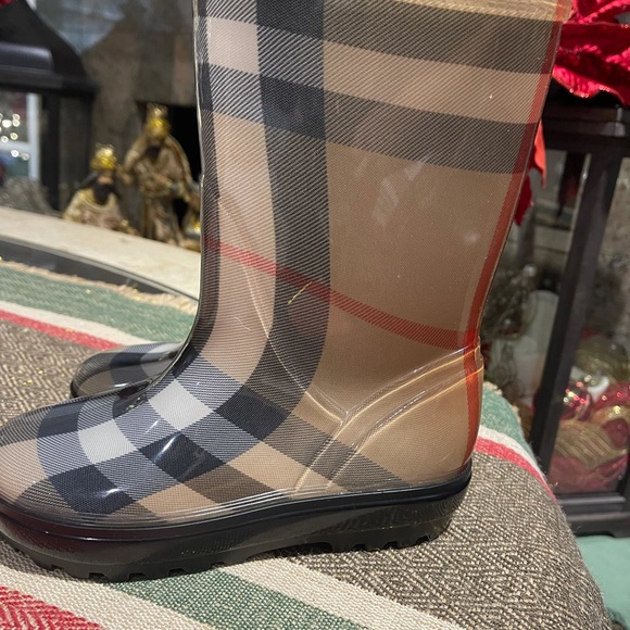 unisex Burberry rain boots - Picture 7 of 10